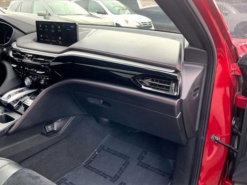 Used 2022 Acura MDX A-Spec image 15