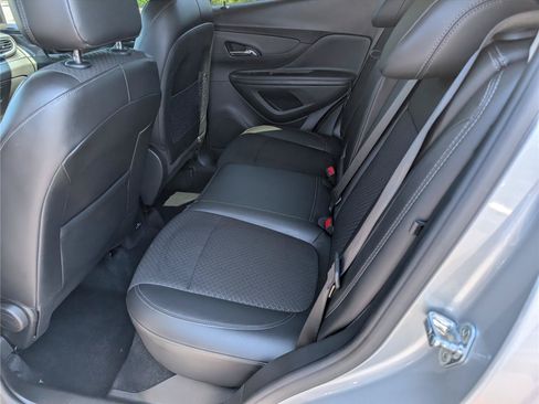 Used 2021 Buick Encore Preferred w/ Safety Package II FWD image 13