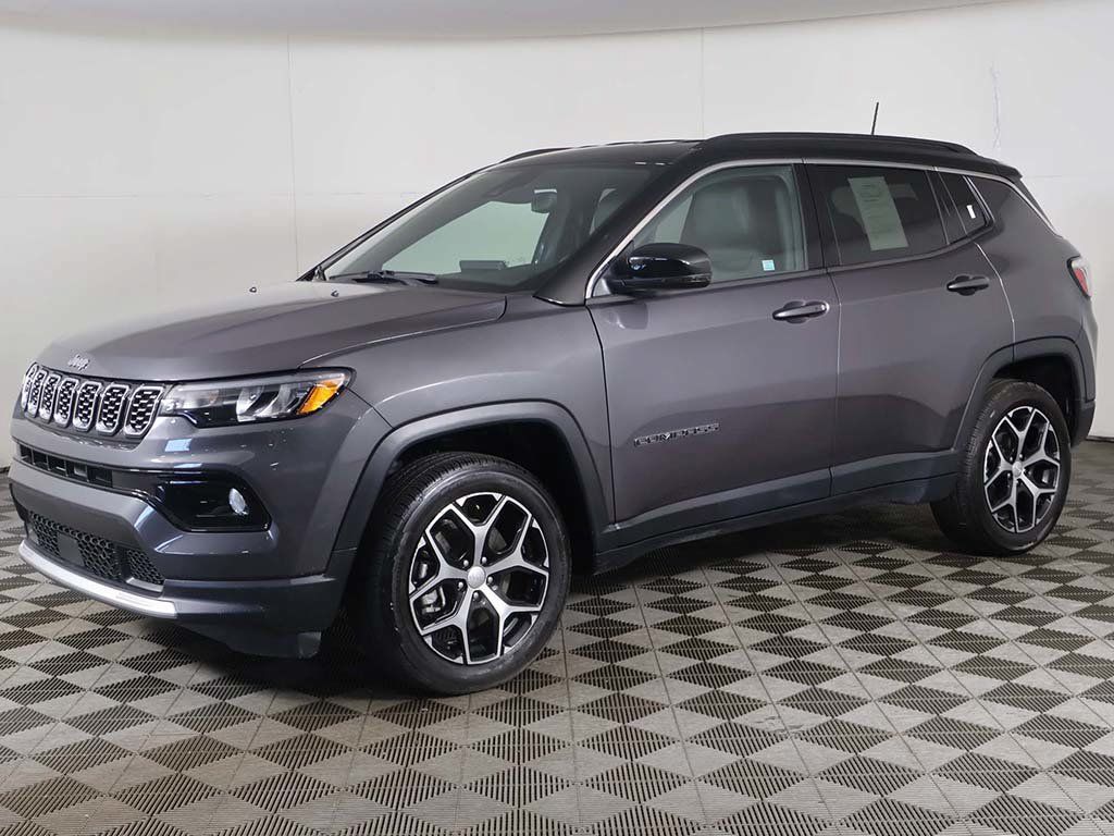 Used 2024 Jeep Compass Limited AWD/4WD image 7