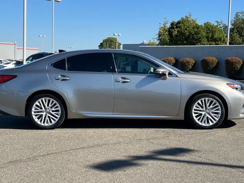Used 2018 Lexus ES 350 w/ Luxury Package w/Wood Trim FWD image 6
