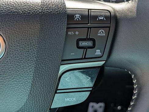 Used 2025 Toyota Camry SE w/ Convenience Package FWD image 20