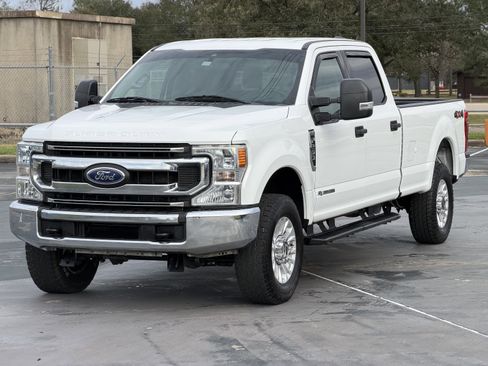 Used 2020 Ford F250 XLT image 5