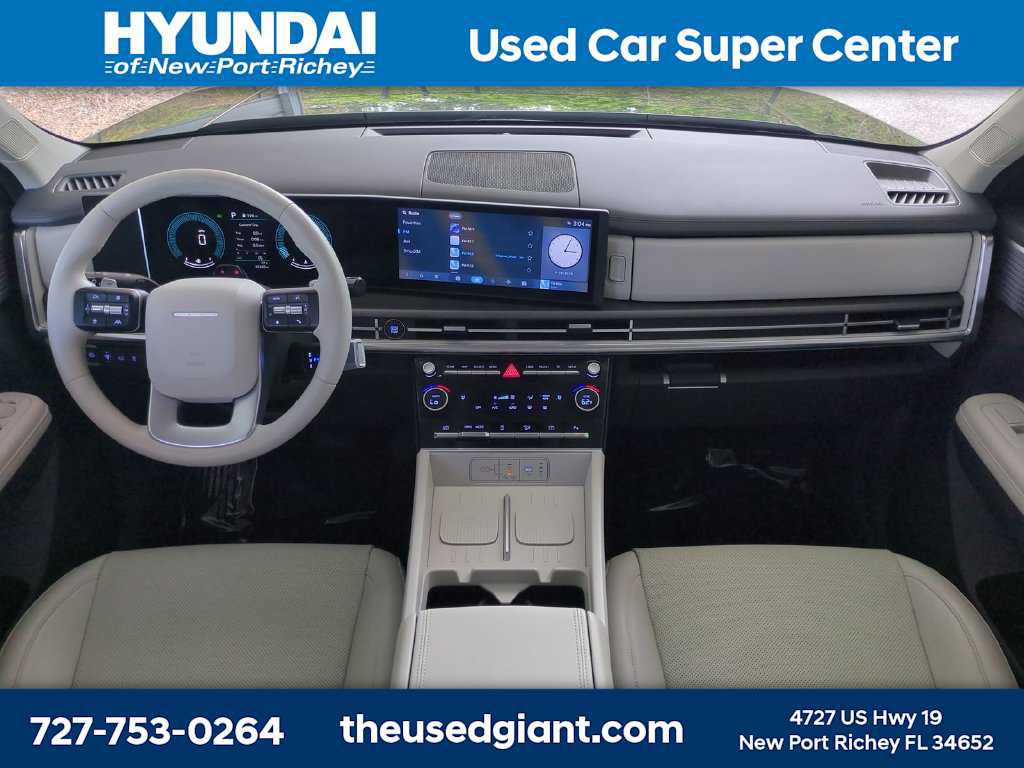 Certified 2025 Hyundai Santa Fe SEL FWD image 18