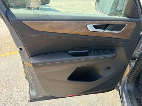 New 2026 Volkswagen Atlas SE AWD/4WD image 24