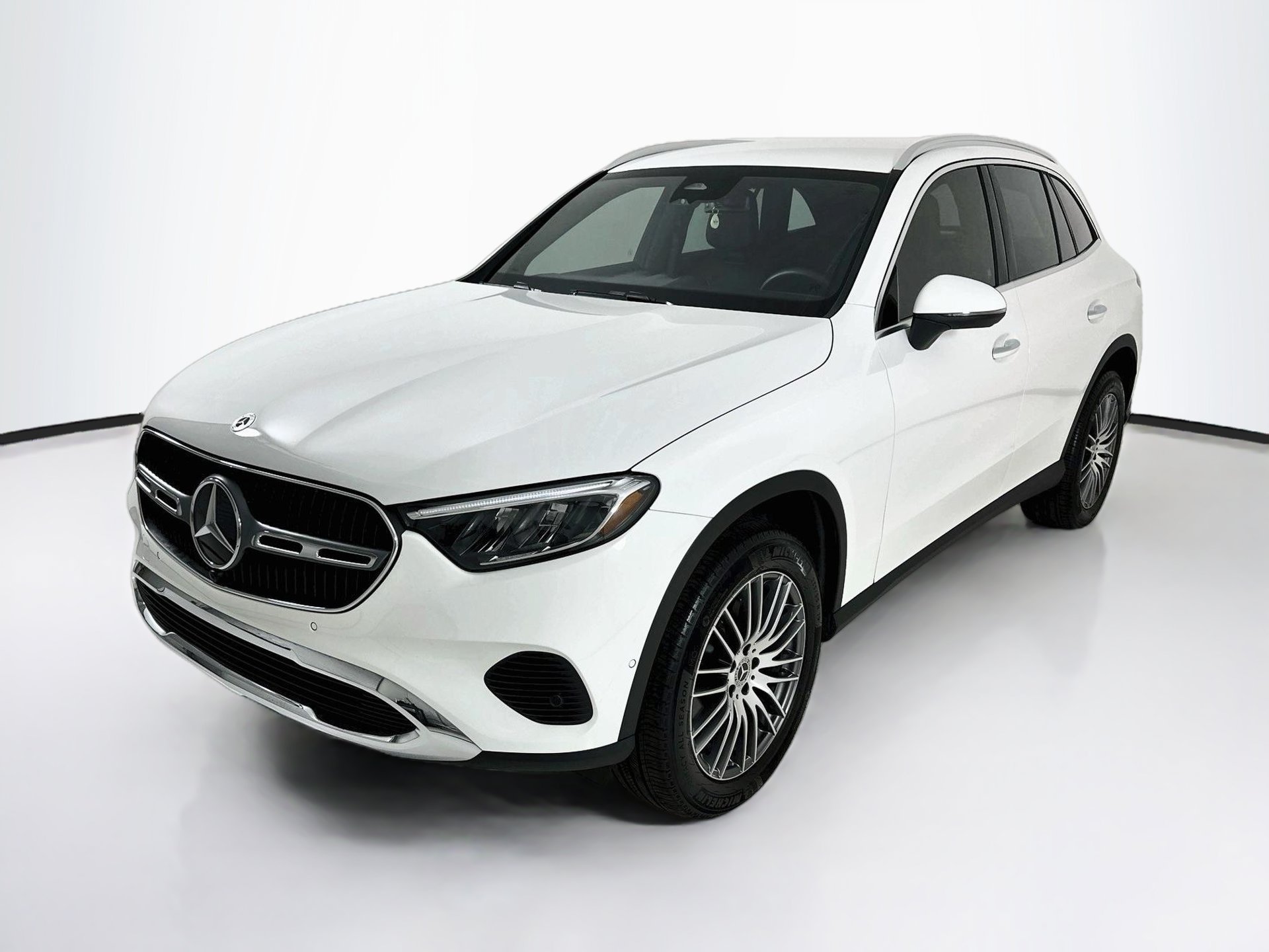 Certified 2026 Mercedes-Benz GLC 300 image 3