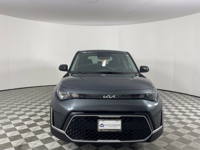Used 2025 Kia Soul LX w/ LX Technology Package FWD image 2