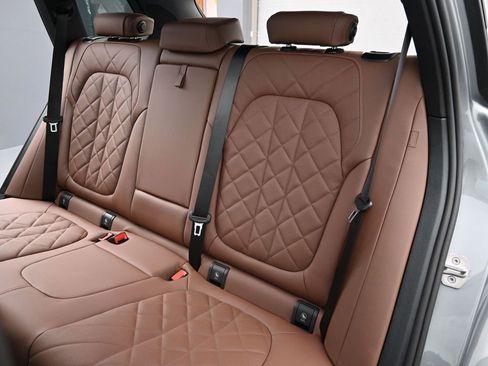 New 2026 BMW X5 sDrive40i image 36