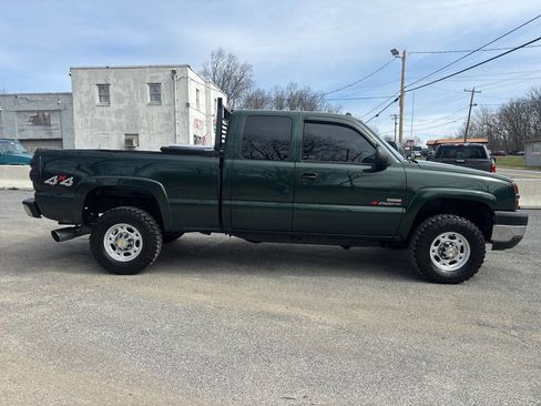Used 2004 Chevrolet Silverado 2500 LT w/ Skid Plate Package image 10