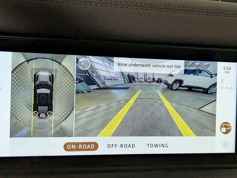 Used 2021 Land Rover Defender 110 image 18