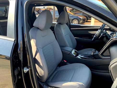 Certified 2022 Hyundai Santa Cruz SEL Premium image 9