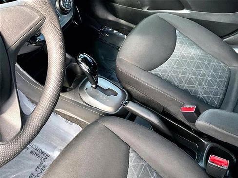 Certified 2022 Chevrolet Spark LS FWD image 14