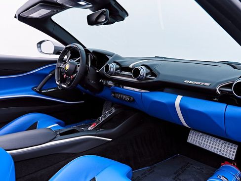 Used 2023 Ferrari 812 GTS RWD image 72