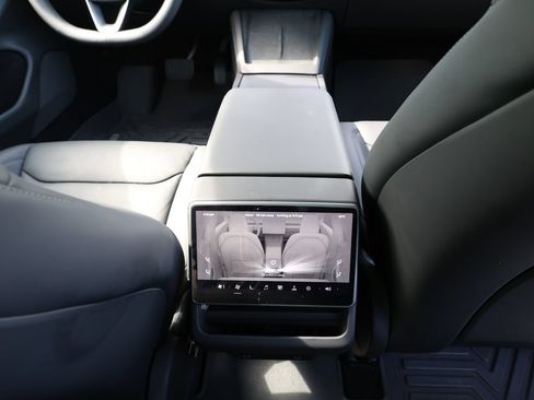 Used 2025 Tesla Model 3 Long Range RWD image 28