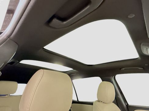 New 2026 Mercedes-Benz GLB 250 image 19