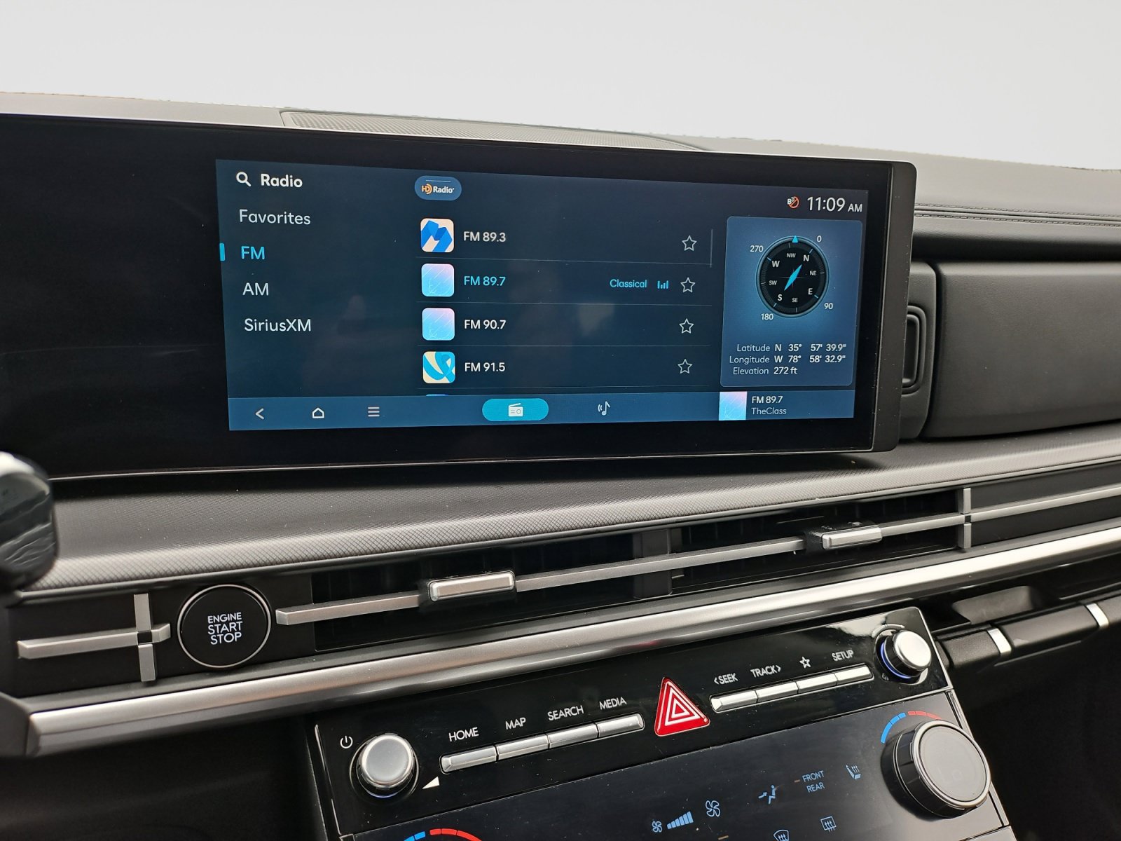 Used 2026 Hyundai Santa Fe SEL FWD image 27