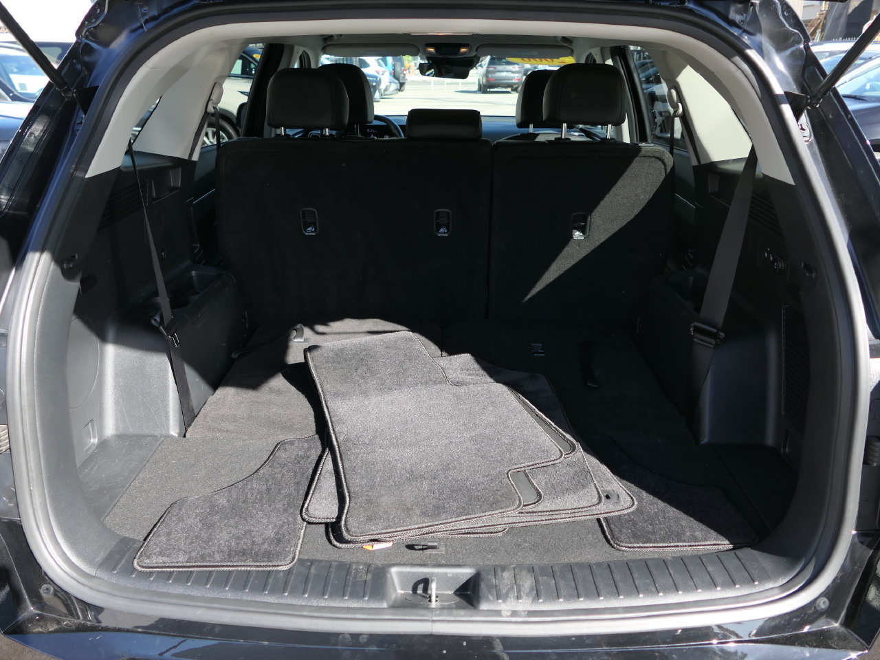 Certified 2026 Kia Sorento S FWD image 25