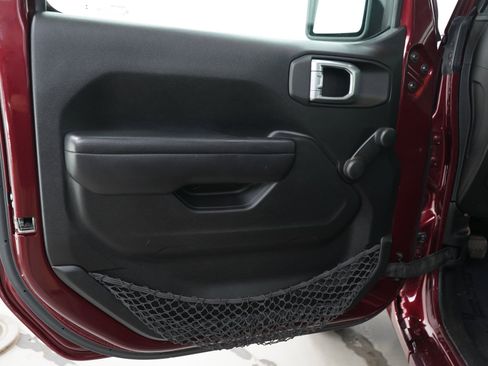 Used 2021 Jeep Wrangler Sport AWD/4WD image 14