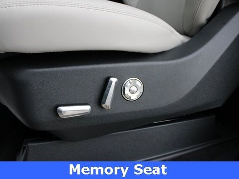 New 2026 Lincoln Navigator Reserve image 27