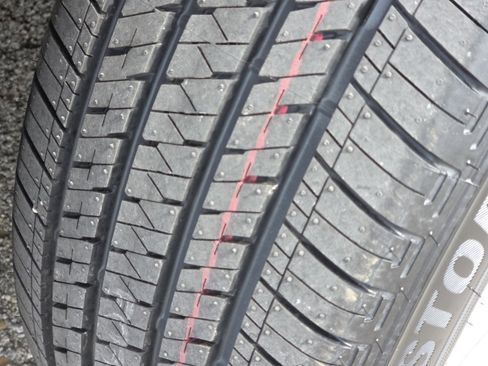 Used 2025 Honda CR-V EX image 12