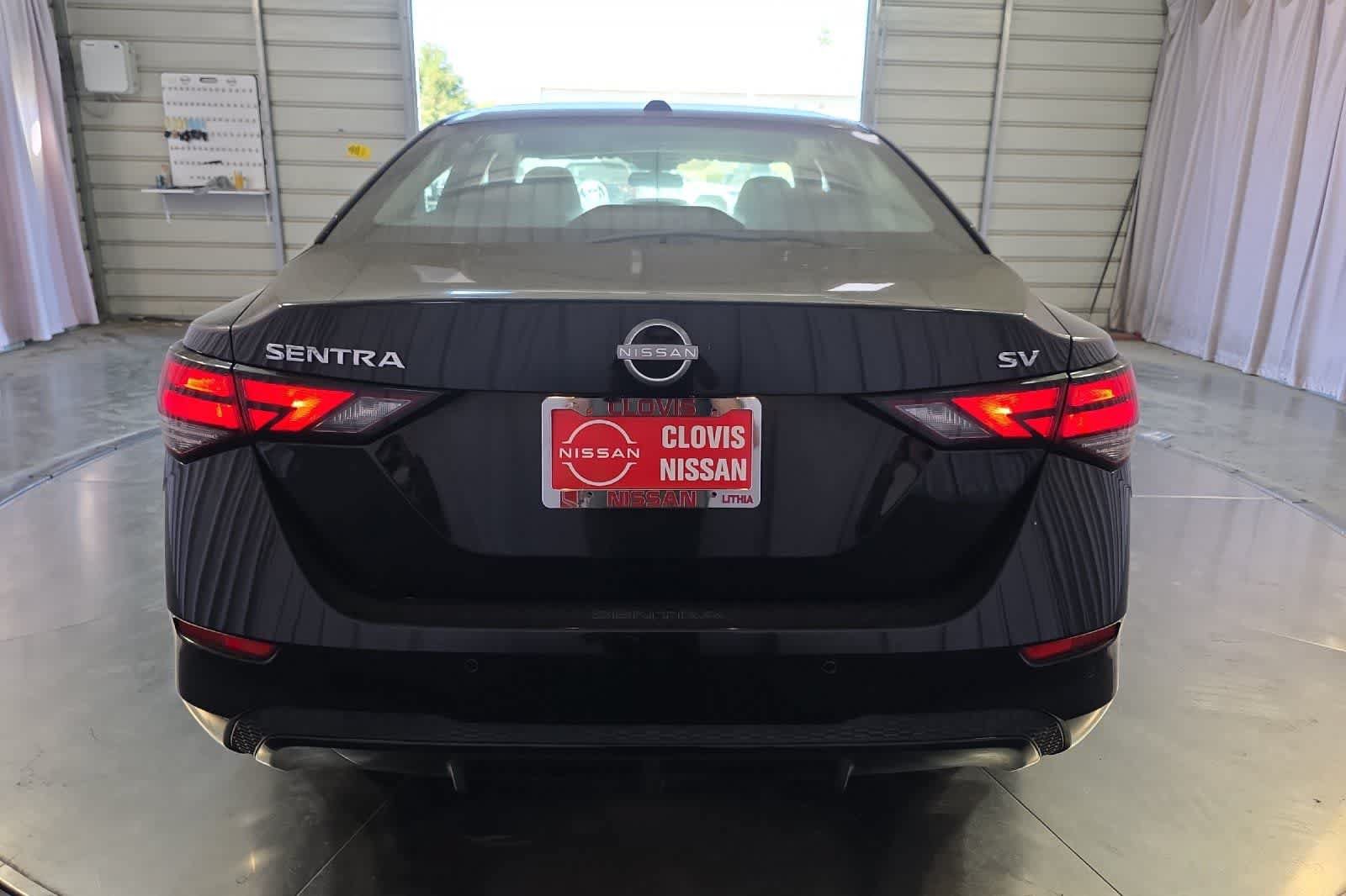Used 2024 Nissan Sentra SV FWD image 8