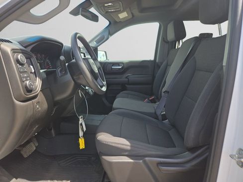 Used 2021 Chevrolet Silverado 1500 Custom Trail Boss w/ LPO, Dark Essentials Package AWD/4WD image 10