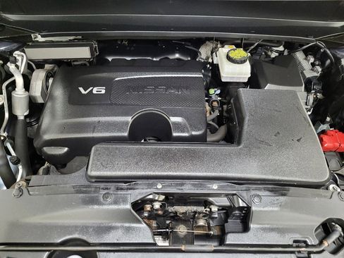Used 2019 Nissan Pathfinder SV image 30