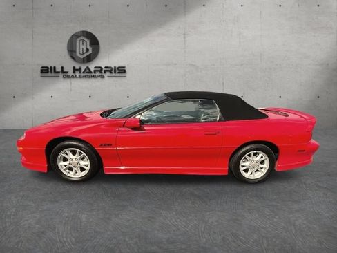 Used 2002 Chevrolet Camaro Z28 w/ Sport Appearance Pkg RWD image 10
