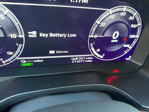 Used 2023 Mitsubishi Outlander ES image 15