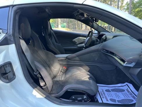 Used 2024 Chevrolet Corvette Z06 w/ Z07 Performance Package RWD image 22