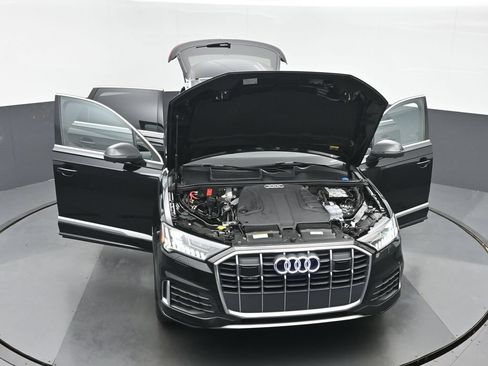 Used 2023 Audi Q7 2.0T Premium Plus w/ Premium Plus Package AWD/4WD image 44