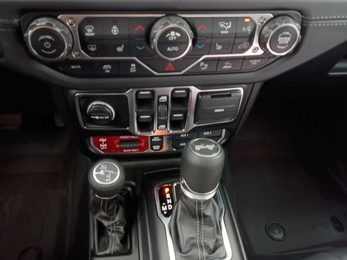 New 2026 Jeep Wrangler Unlimited Rubicon 392 w/ Quick Order Package 27X Moab AWD/4WD image 10