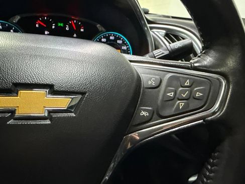 Used 2016 Chevrolet Malibu Premier w/ Driver Confidence Package FWD image 17