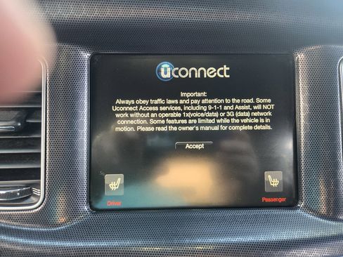 Used 2016 Dodge Charger R/T image 24