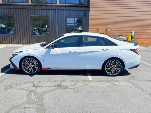 Used 2022 Hyundai Elantra N FWD image 2