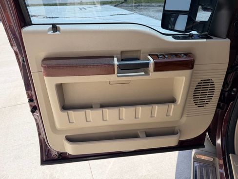 Used 2010 Ford F250 King Ranch AWD/4WD image 9