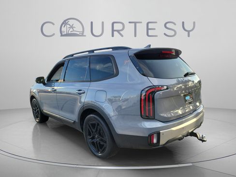 Used 2023 Kia Telluride EX X-Line AWD/4WD image 2