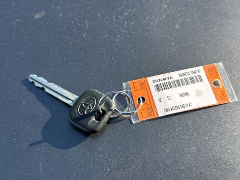 Used 2012 Toyota Tacoma image 35