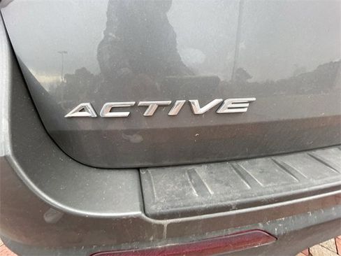 Used 2025 Ford Explorer Active w/ Active Comfort Package image 15