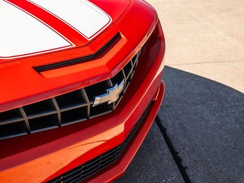 Used 2010 Chevrolet Camaro SS w/ RS Package image 21