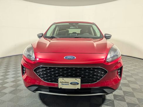 Certified 2022 Ford Escape SE w/ Convenience Package image 3