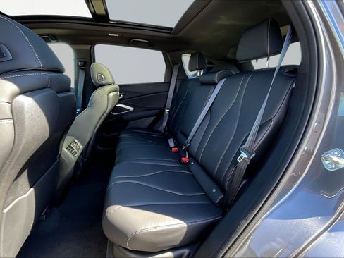 New 2026 Acura RDX SH-AWD image 18