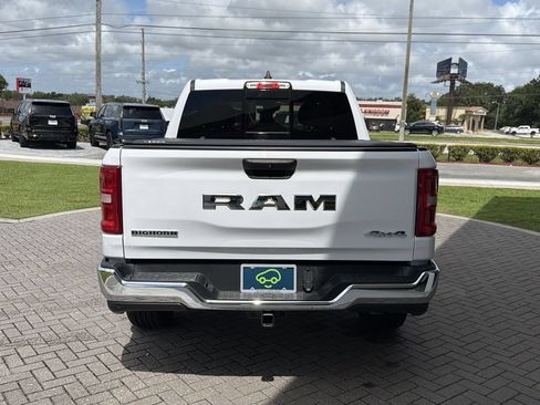 Used 2025 RAM 1500 Big Horn AWD/4WD image 5