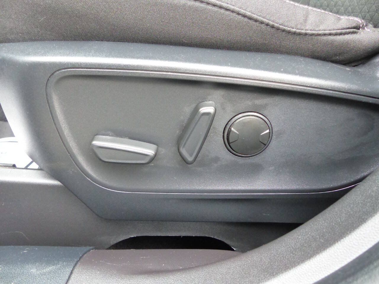 Used 2024 Ford Escape Active w/ Tech Pack #2 AWD/4WD image 22