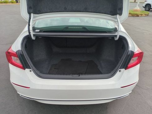 Used 2019 Honda Accord EX image 27