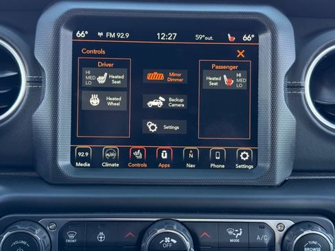 Used 2022 Jeep Wrangler Unlimited Sahara w/ Cold Weather Group image 15