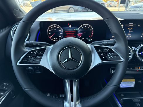 New 2026 Mercedes-Benz GLB 250 image 34