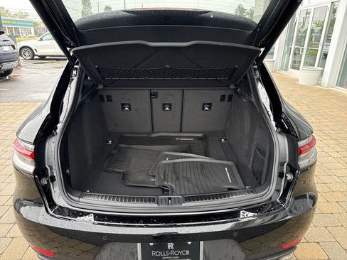 Used 2020 Porsche Macan S AWD/4WD image 28