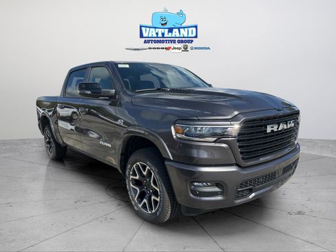 New 2026 RAM 1500 Laramie w/ Sport Appearance Package AWD/4WD image 9