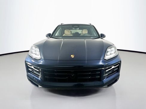 Certified 2026 Porsche Cayenne AWD/4WD image 6