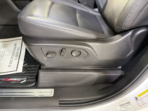 Used 2025 Chevrolet Silverado 1500 RST image 11